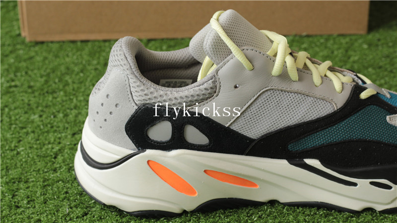 Adidas Kanye West Yeezy Wave Runner 700 Boost